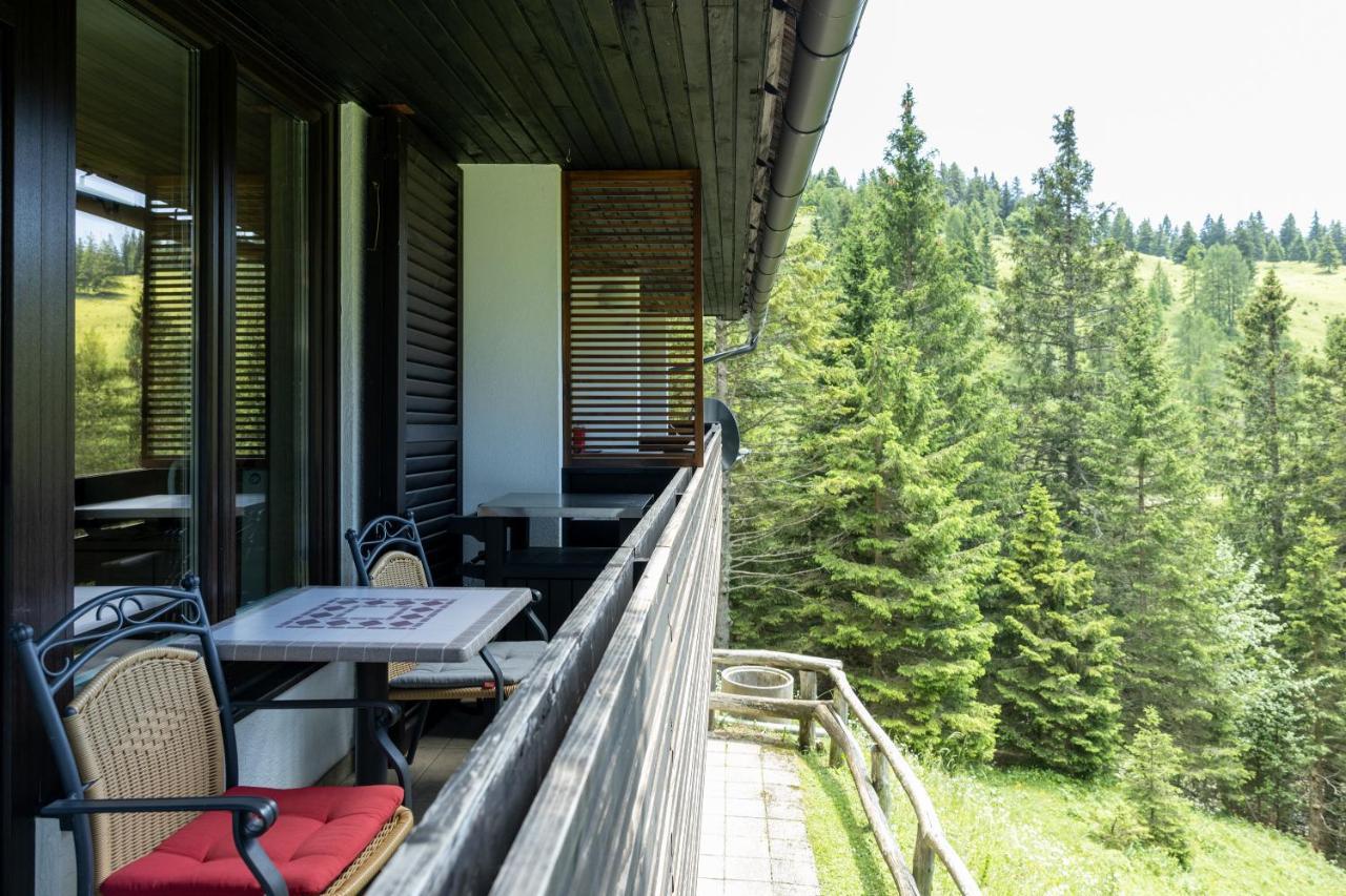 Apartma Krvavec - Cosy Mountain Retreat ツェルクニェ・ナ・ゴレニスケム エクステリア 写真